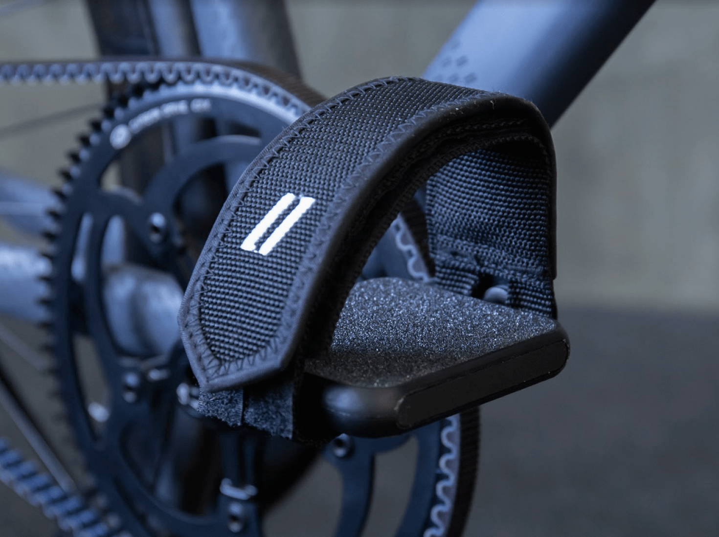pedal schlaufen MOTO x Schindelhauer Strap Pedal "Motoschlappen"